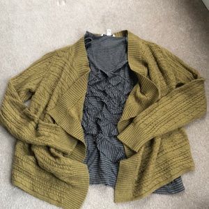 Banana Republic Olive green sweater